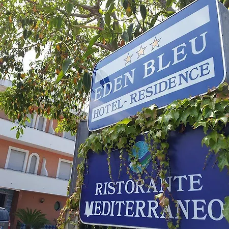 Eden Bleu מלון 4*