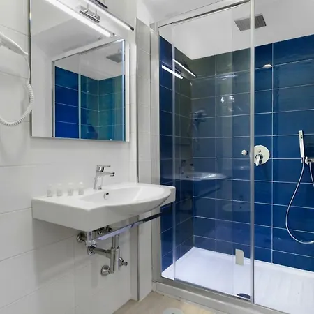 Eden Bleu 4* ויקו אקוונסה