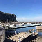 Eden Bleu