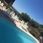 Eden Bleu