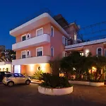 Eden Bleu Hotel 4*