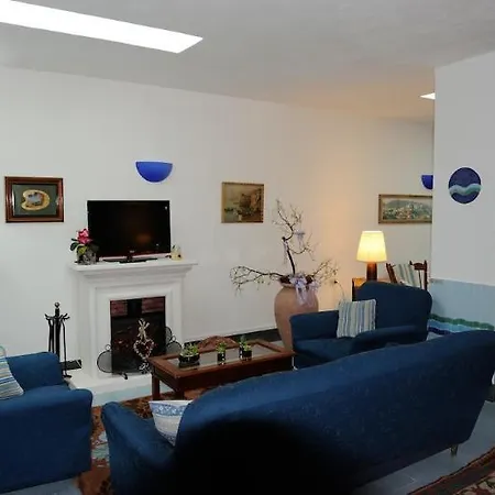 Eden Bleu Hotel