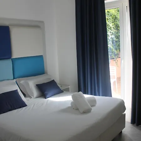 Eden Bleu Hotel