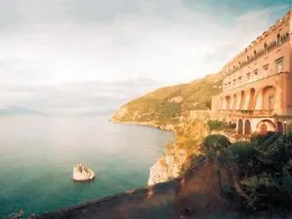 Eden Bleu Hotel