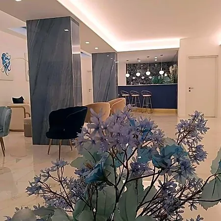 Eden Bleu