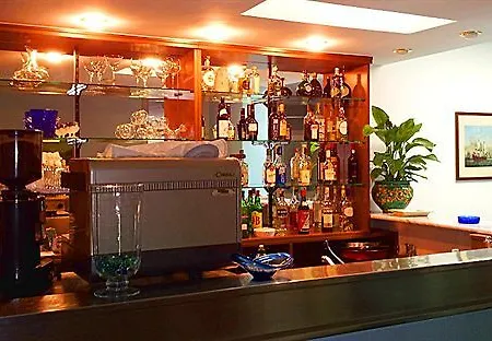 Eden Bleu Hotel