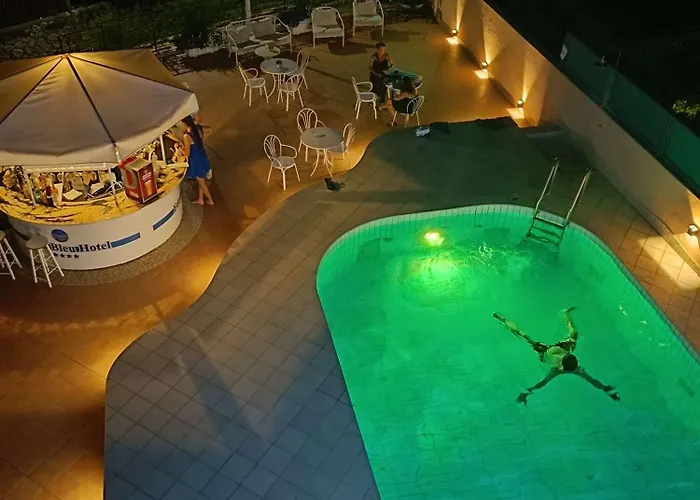 فندق Eden Bleu 4*